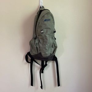 MEC mountain equipment co-op green gray mini hiking backpack zipper